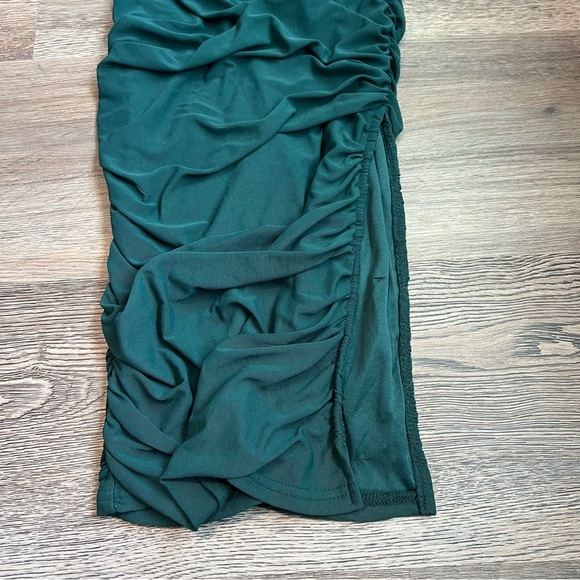 Windsor Green Ruched Bodycon Dress - Picture 5 of 8
